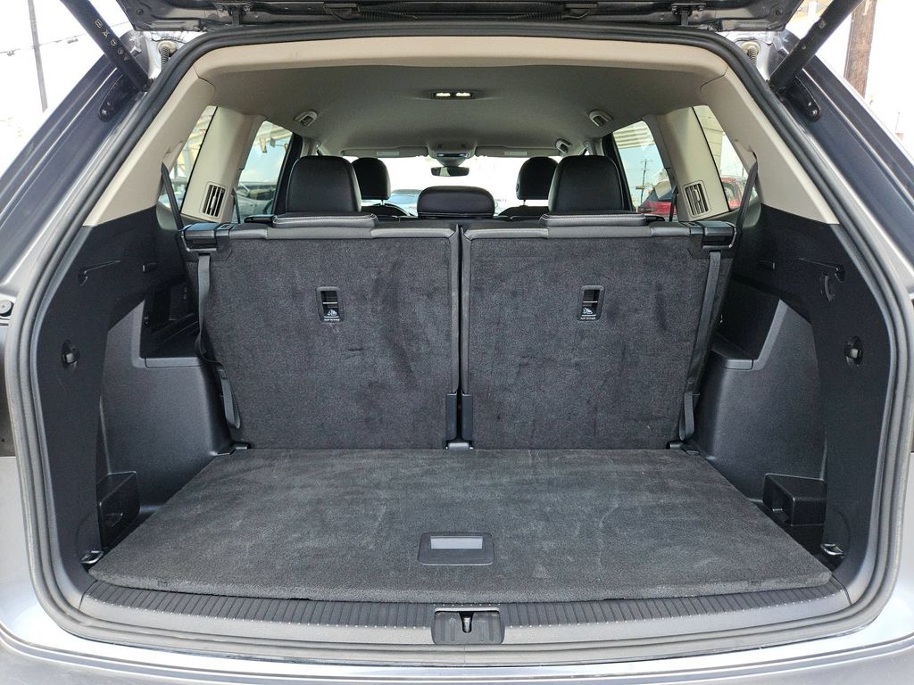 2025 Volkswagen Atlas SE w/Tech - Photo 26