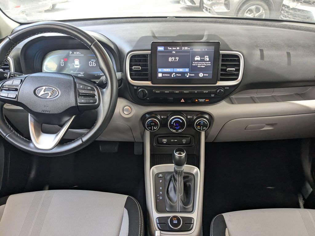 Thumbnail: 2025 Hyundai Venue - 23