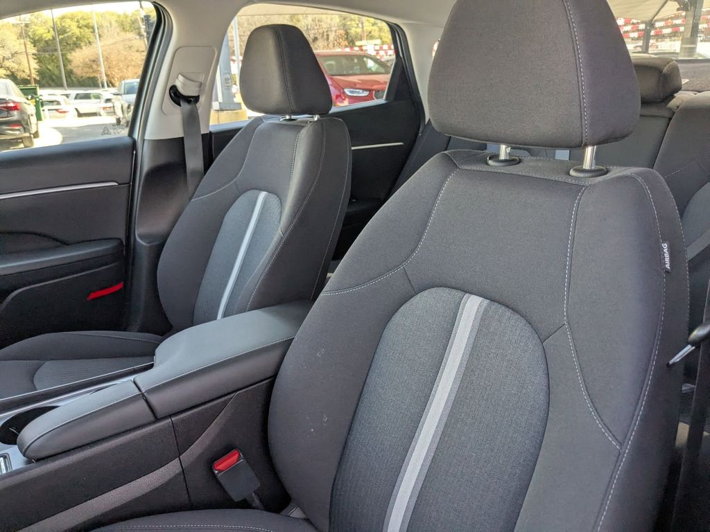 Thumbnail: 2025 Hyundai Sonata - 14