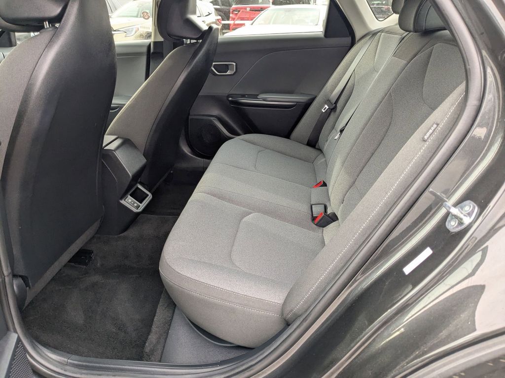 Thumbnail: 2025 Kia K4 - 25