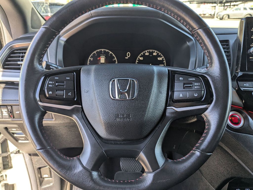 Thumbnail: 2025 Honda Odyssey - 18