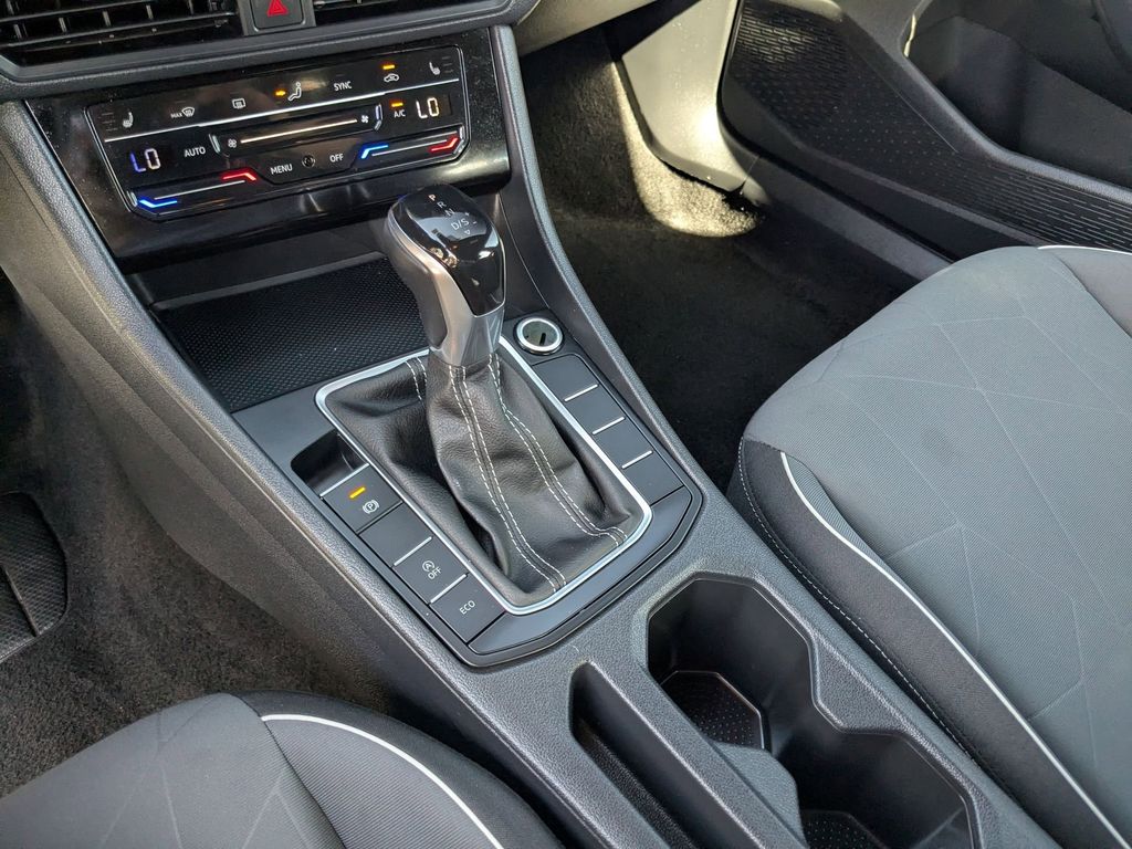 Thumbnail: 2025 Volkswagen Jetta - 23
