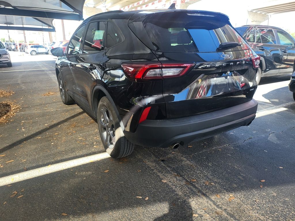 Thumbnail: 2025 Ford Escape - 10