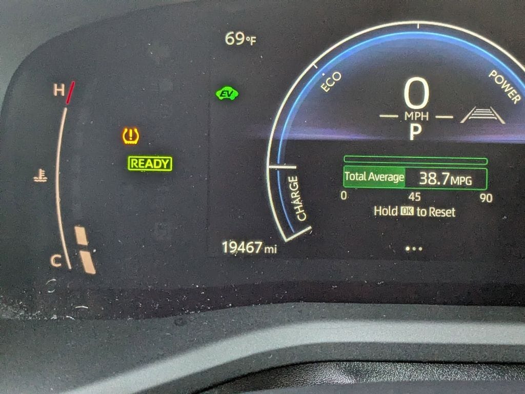 Thumbnail: 2025 Toyota Camry - 18