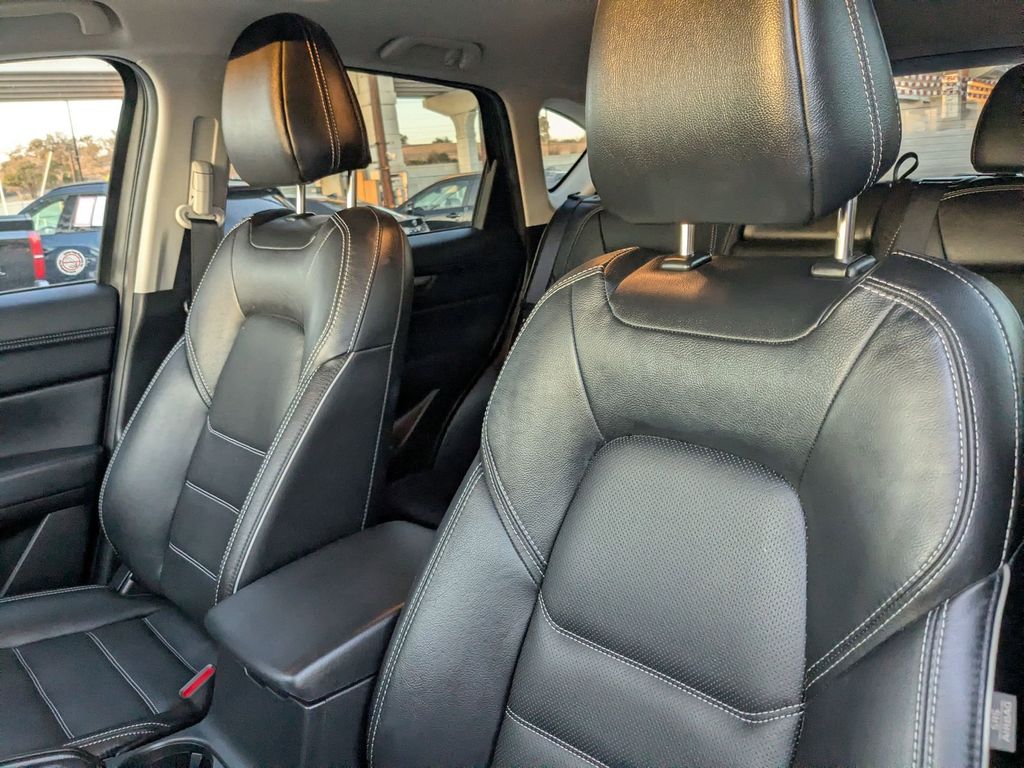 Thumbnail: 2025 Mazda CX-5 - 15