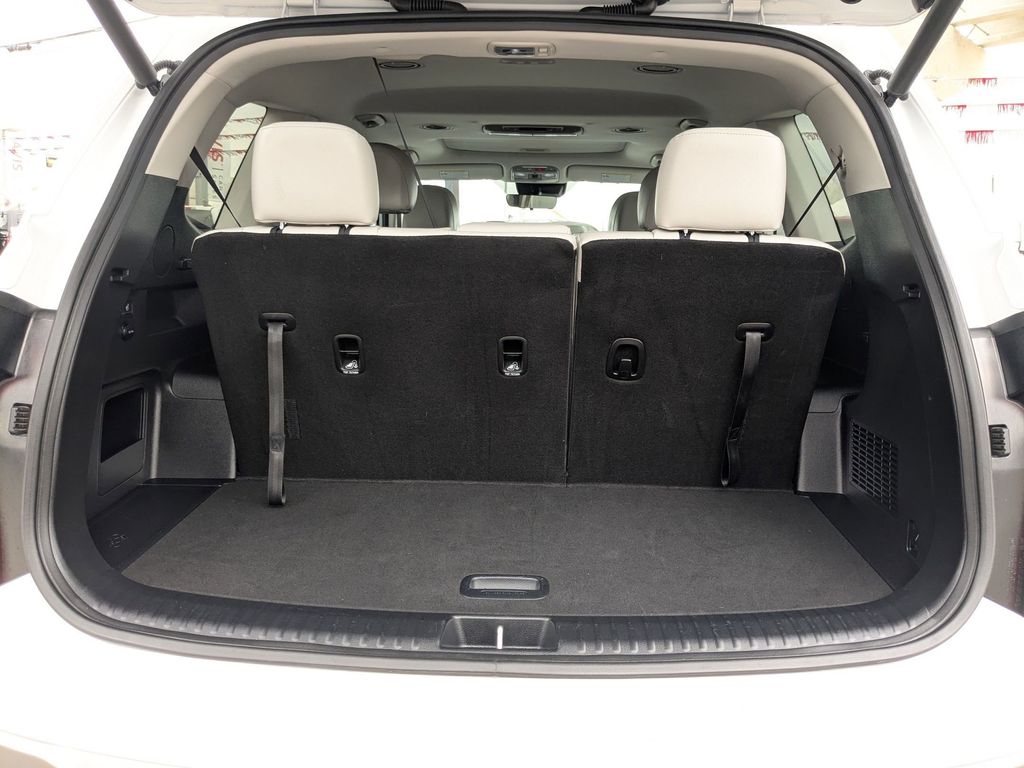 Thumbnail: 2025 Kia Telluride - 29