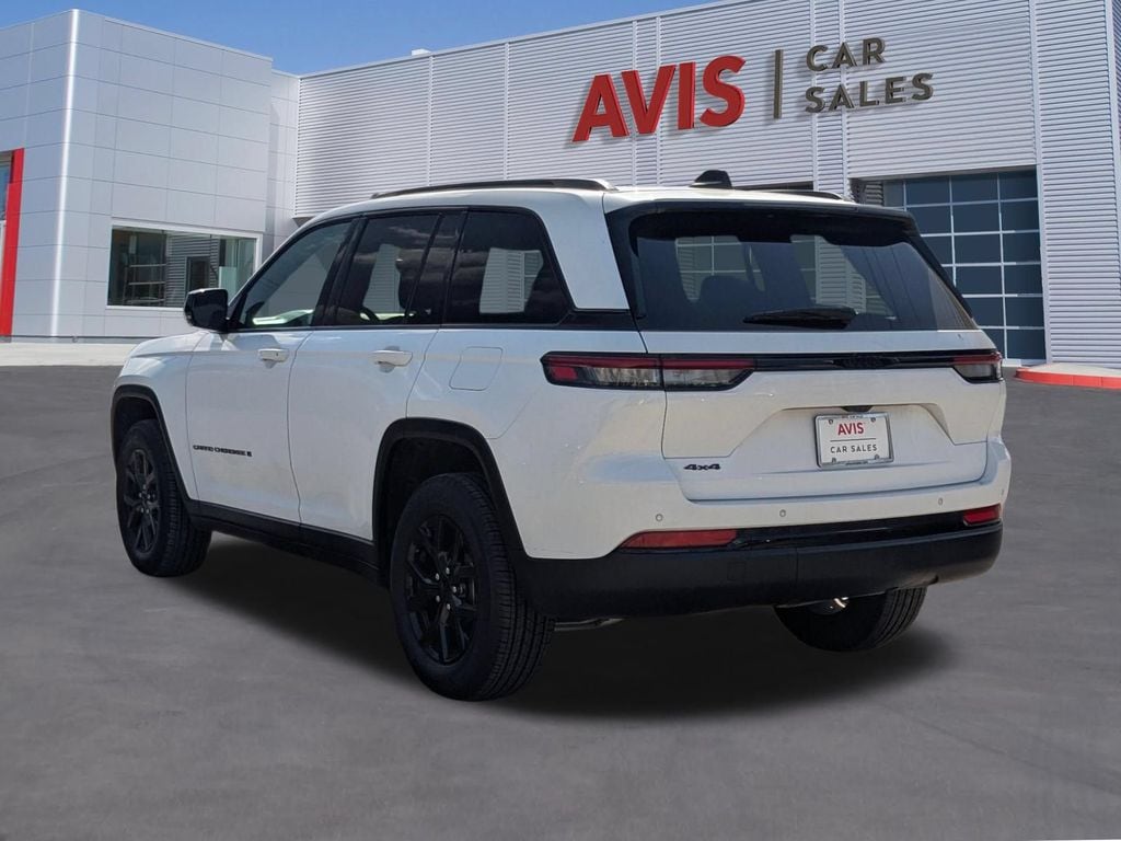 Thumbnail: 2025 Jeep Grand Cherokee - 3