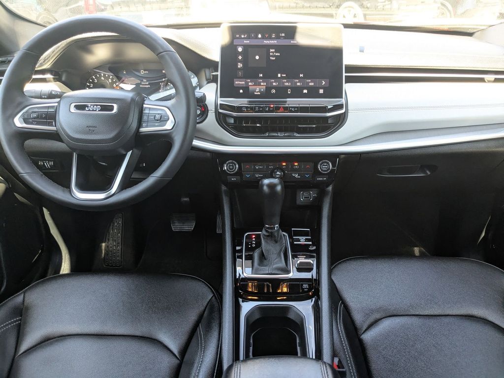 Thumbnail: 2025 Jeep Compass - 25