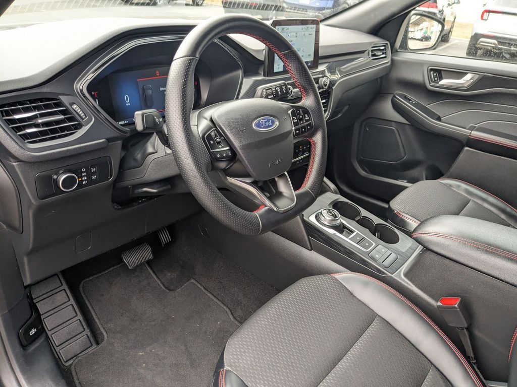 Thumbnail: 2025 Ford Escape - 13