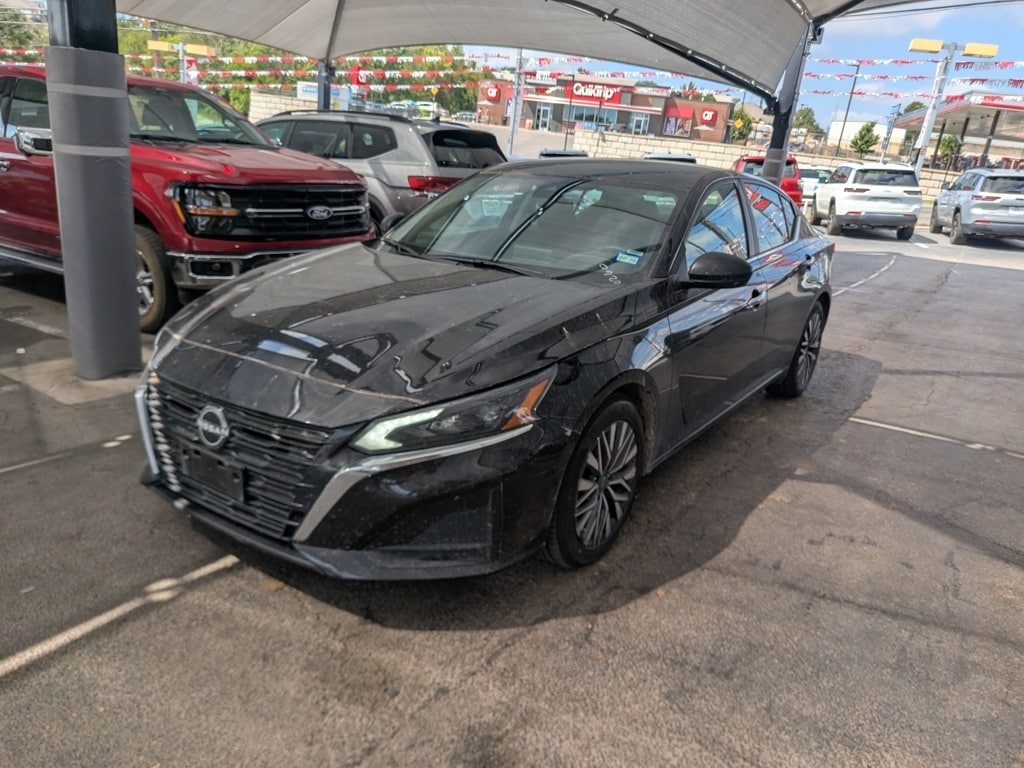 Thumbnail: 2024 Nissan Altima - 1