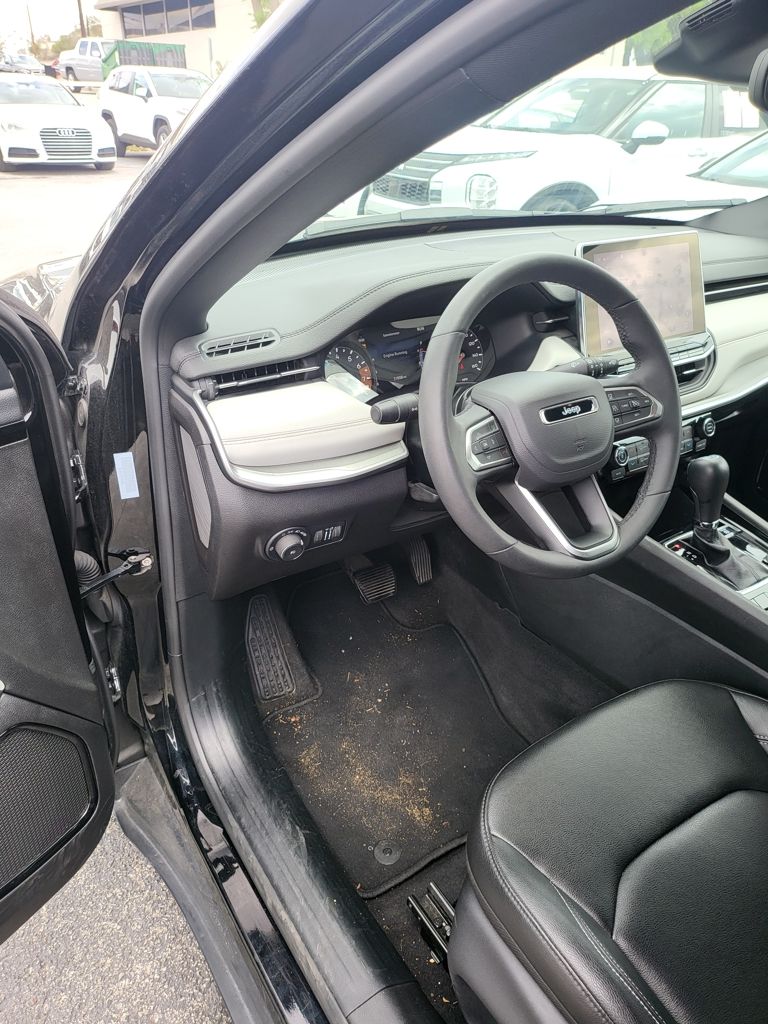 Thumbnail: 2025 Jeep Compass - 4