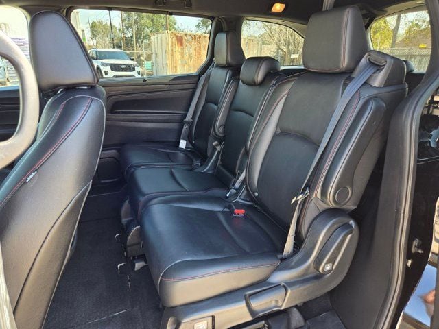 Thumbnail: 2025 Honda Odyssey - 25