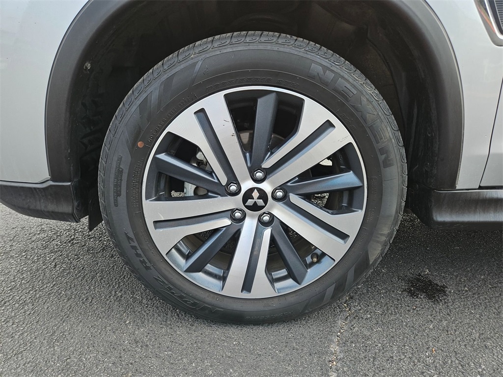 Thumbnail: 2024 Mitsubishi Outlander Sport - 33