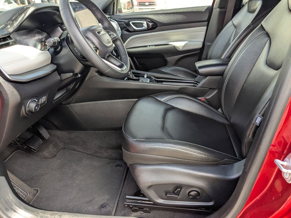 Thumbnail: 2025 Jeep Compass - 11