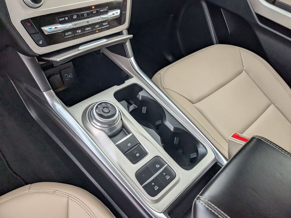 Thumbnail: 2023 Ford Explorer - 21