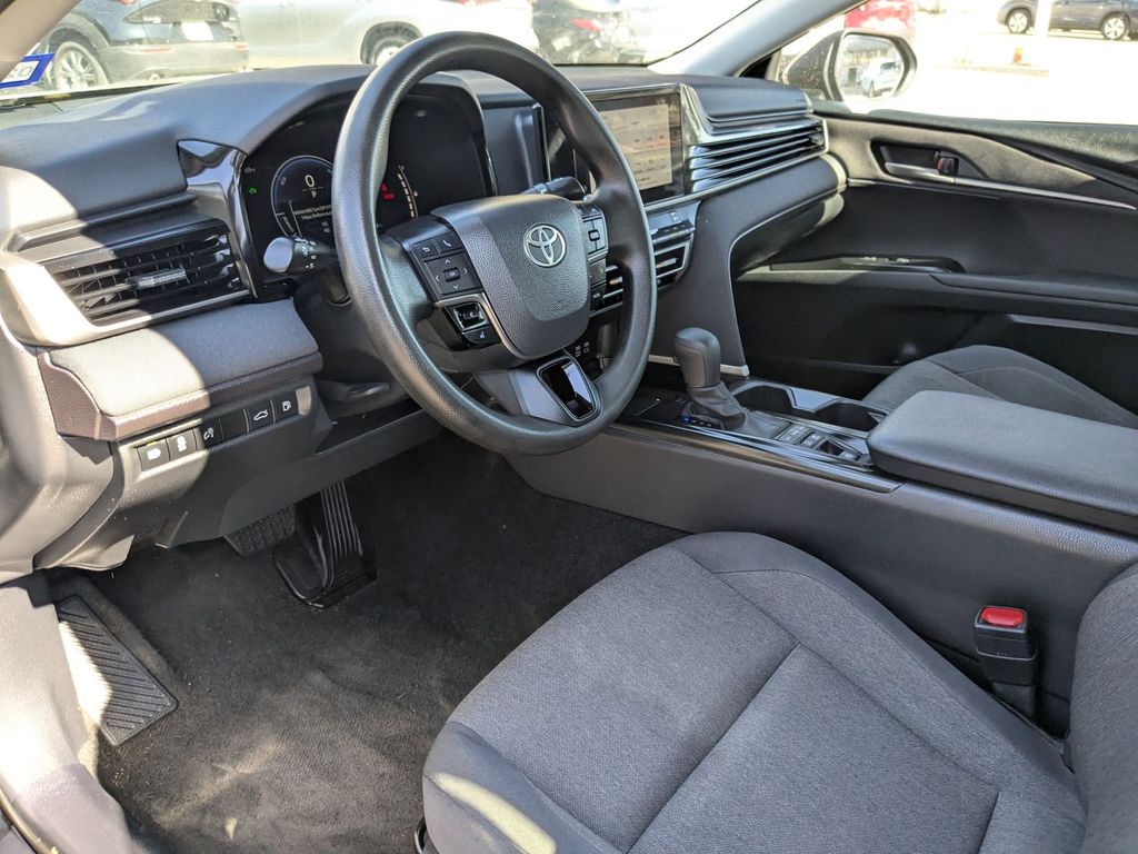Thumbnail: 2025 Toyota Camry - 13