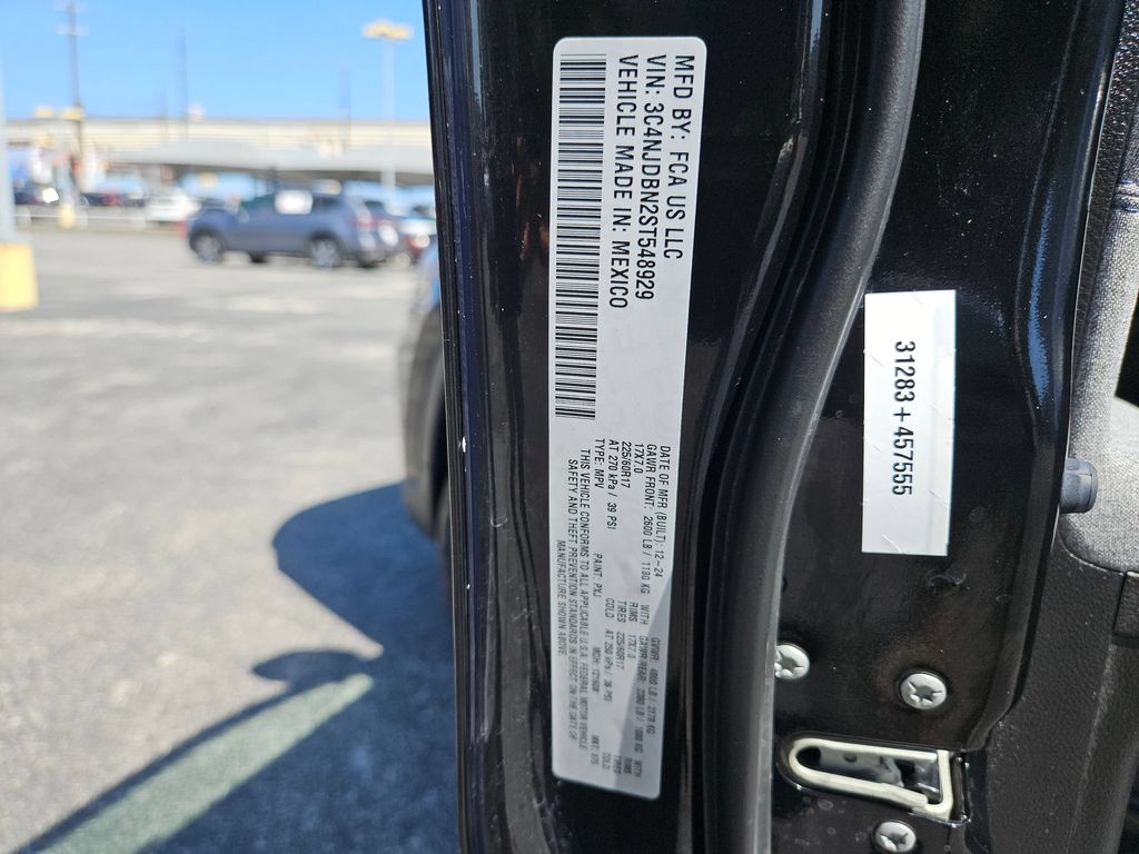 2025 Jeep Compass Latitude - Photo 29