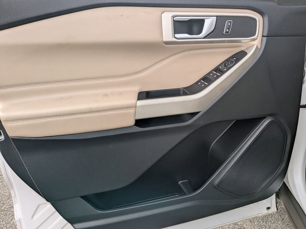 Thumbnail: 2023 Ford Explorer - 13