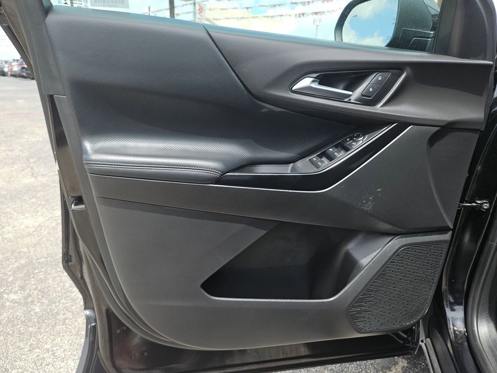 Thumbnail: 2025 Chevrolet Equinox - 14