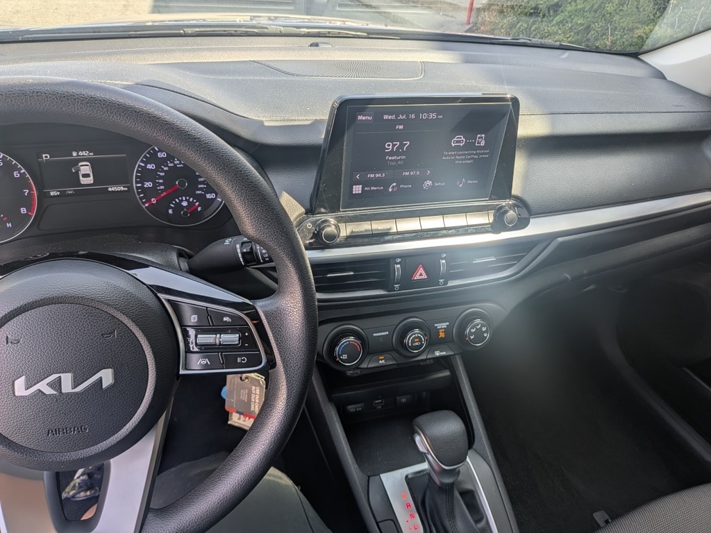 Thumbnail: 2024 Kia Forte - 4