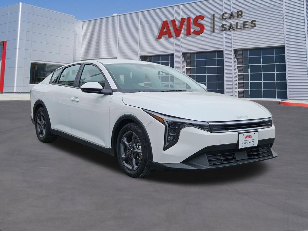 Thumbnail: 2025 Kia K4 - 9