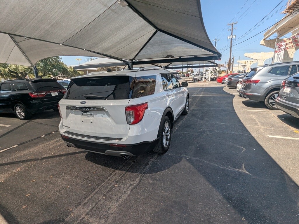 Thumbnail: 2024 Ford Explorer - 8
