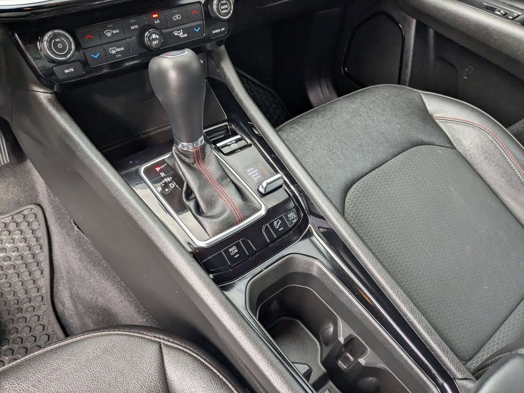 Thumbnail: 2025 Jeep Compass - 25