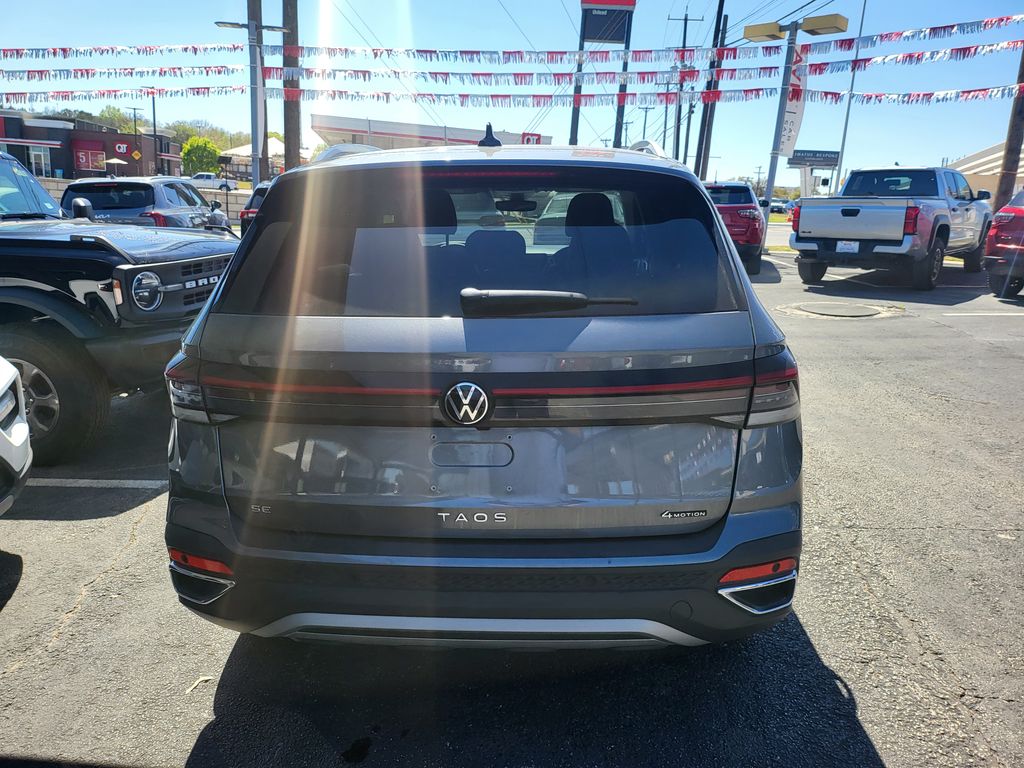 Thumbnail: 2025 Volkswagen Taos - 13