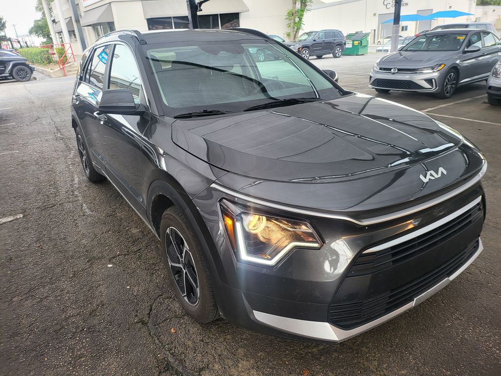 Thumbnail: 2025 Kia Niro - 2