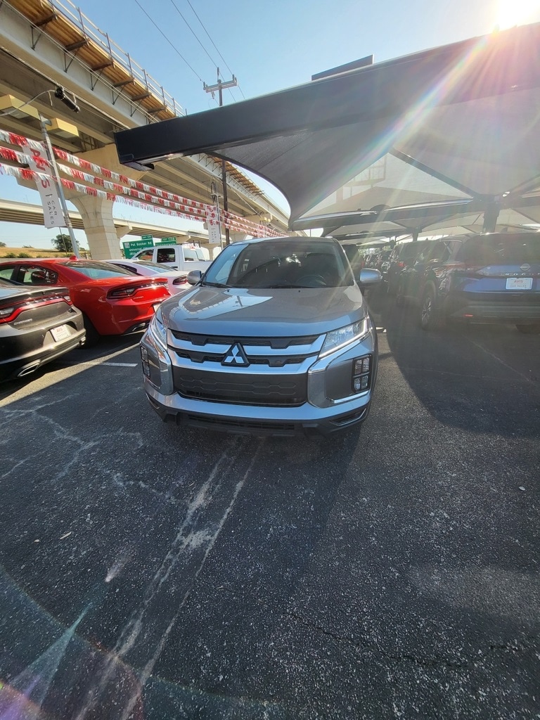 Thumbnail: 2024 Mitsubishi Outlander Sport - 2