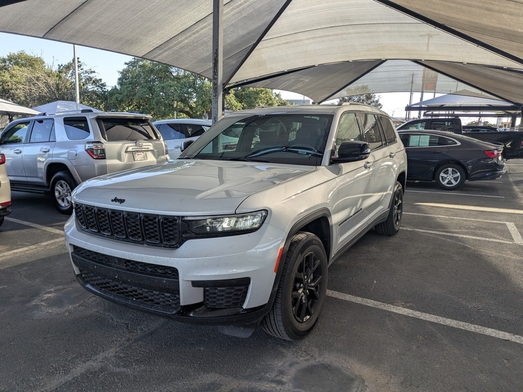 Thumbnail: 2024 Jeep Grand Cherokee L - 1