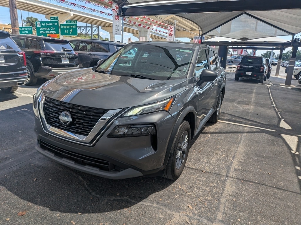 Thumbnail: 2023 Nissan Rogue - 1