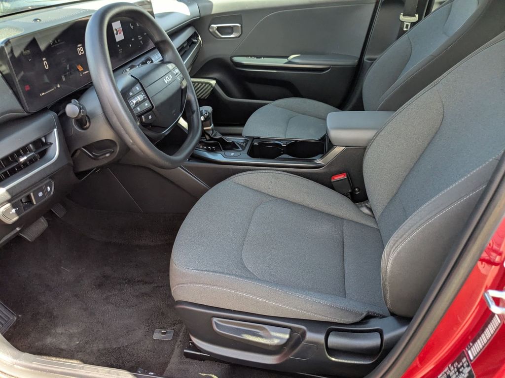 Thumbnail: 2025 Kia K4 - 11