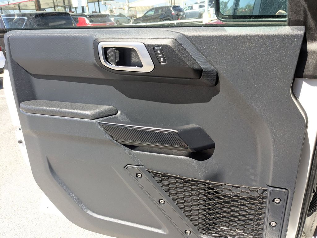 Thumbnail: 2025 Ford Bronco - 15