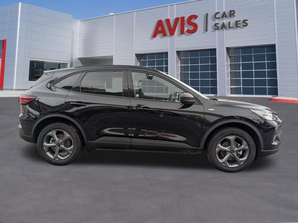 Thumbnail: 2025 Ford Escape - 7