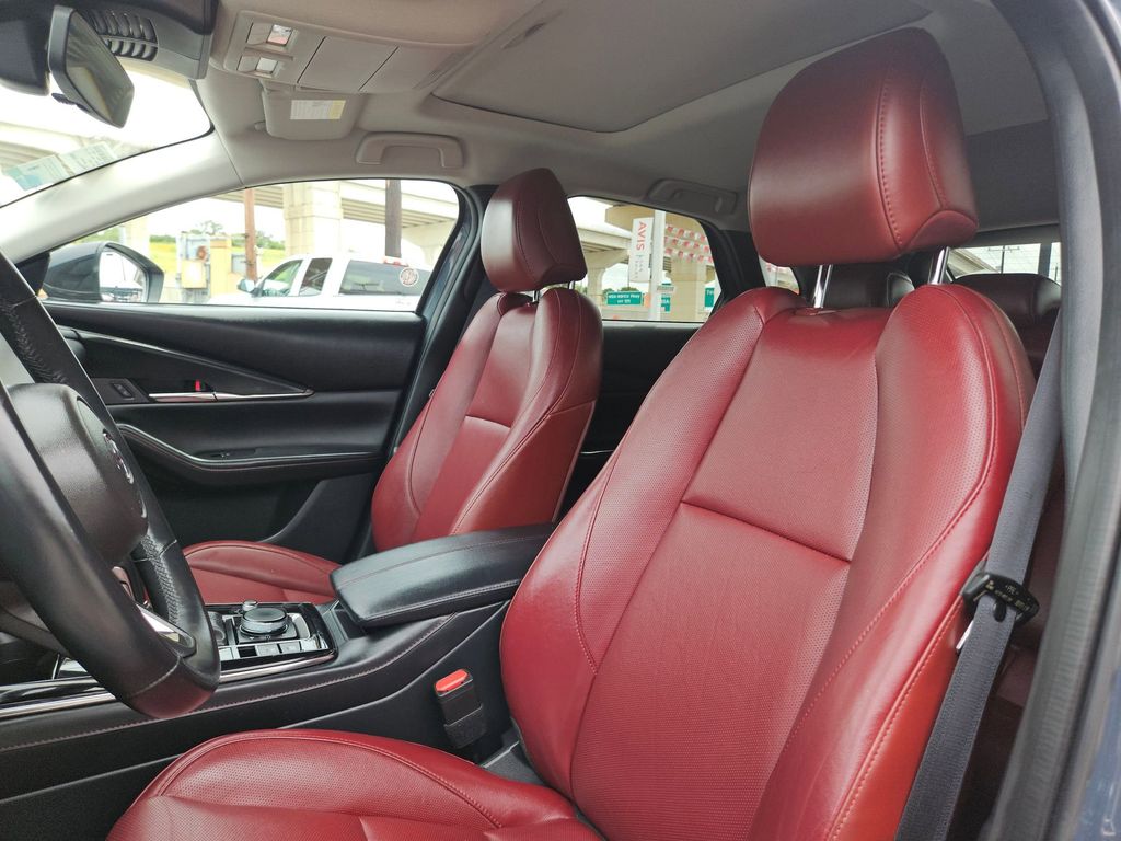Thumbnail: 2025 Mazda CX-30 - 16