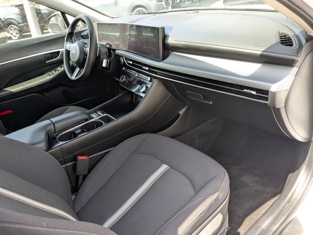 Thumbnail: 2025 Hyundai Sonata - 30