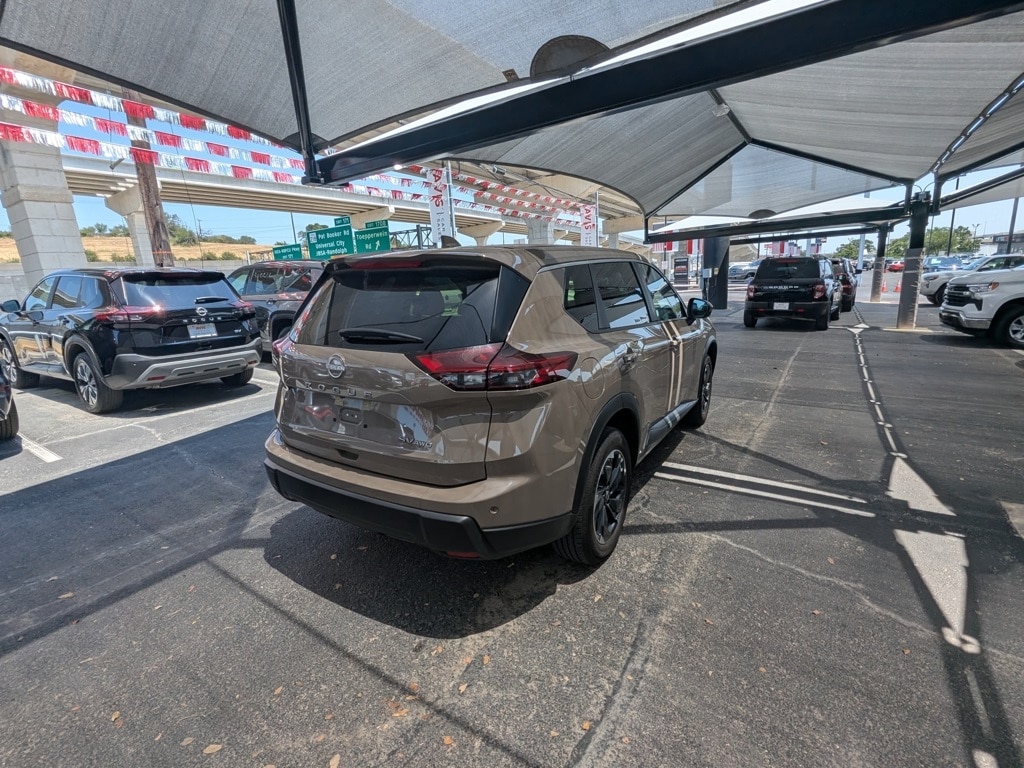 Thumbnail: 2024 Nissan Rogue - 8