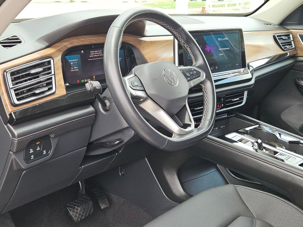 Thumbnail: 2025 Volkswagen Atlas - 13