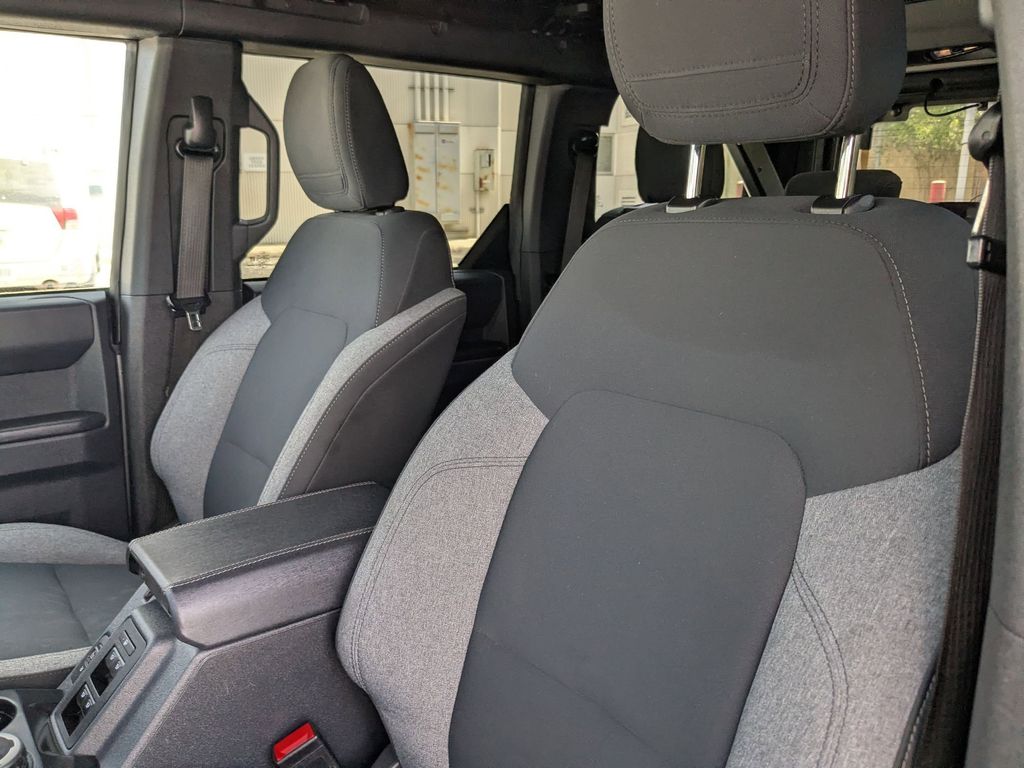 Thumbnail: 2025 Ford Bronco - 14