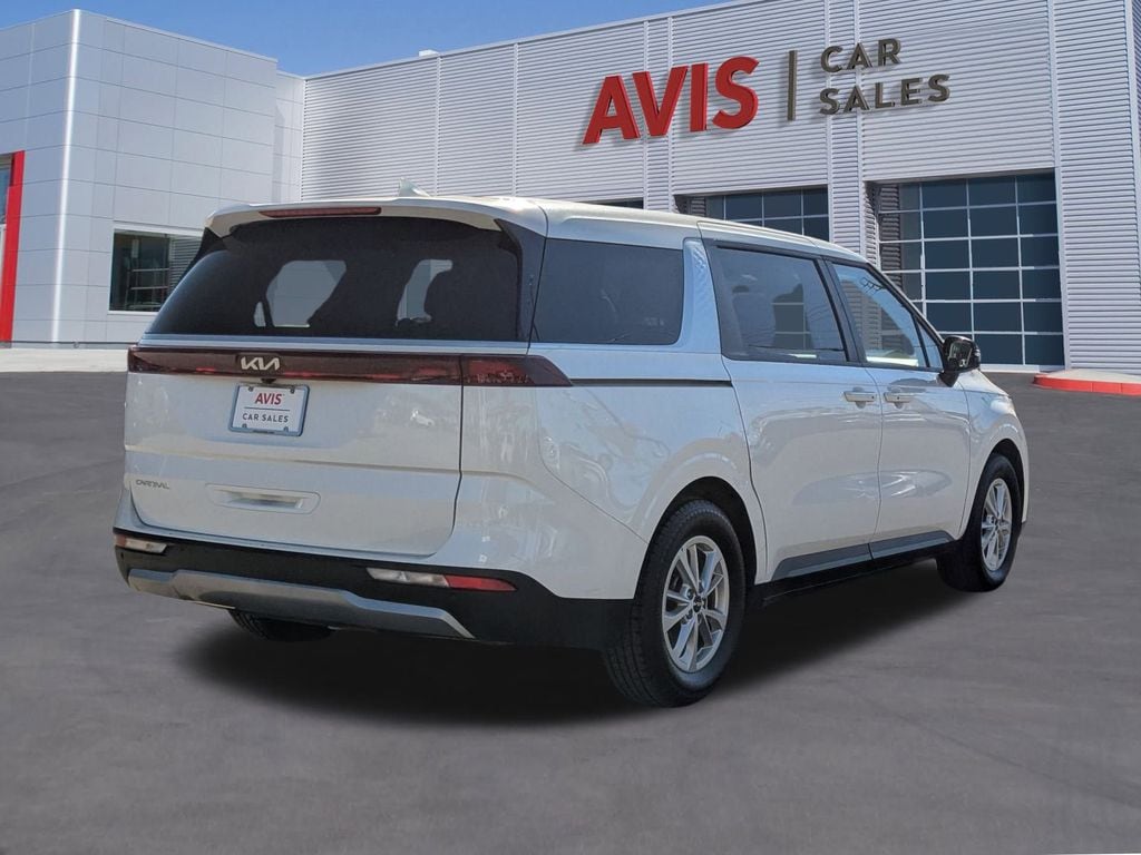 Thumbnail: 2024 Kia Carnival - 6