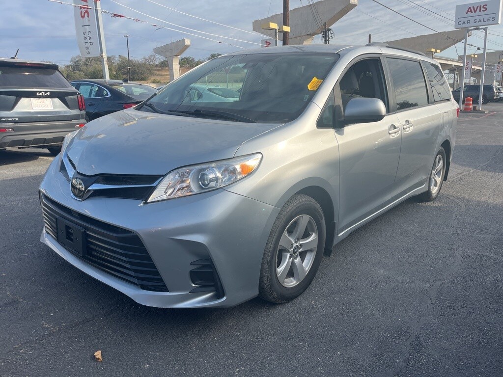 Used 2020 Toyota Sienna For Sale at AVIS Car Sales VIN 5TDKZ3DC1LS023745