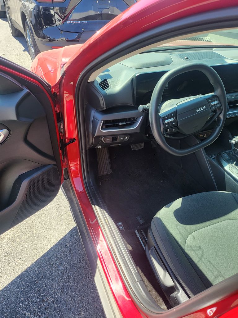 Thumbnail: 2025 Kia K4 - 4