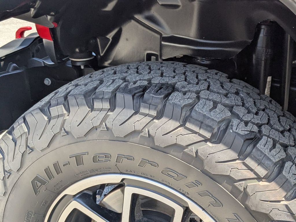 Thumbnail: 2025 Jeep Wrangler - 30