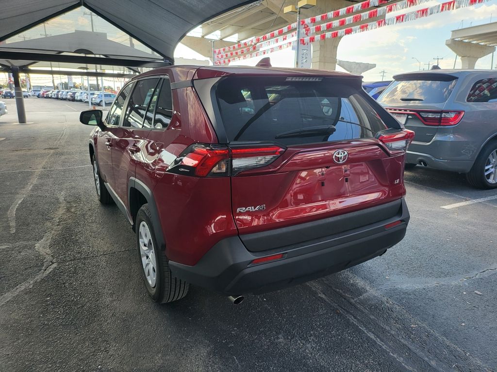 Thumbnail: 2025 Toyota RAV4 - 15