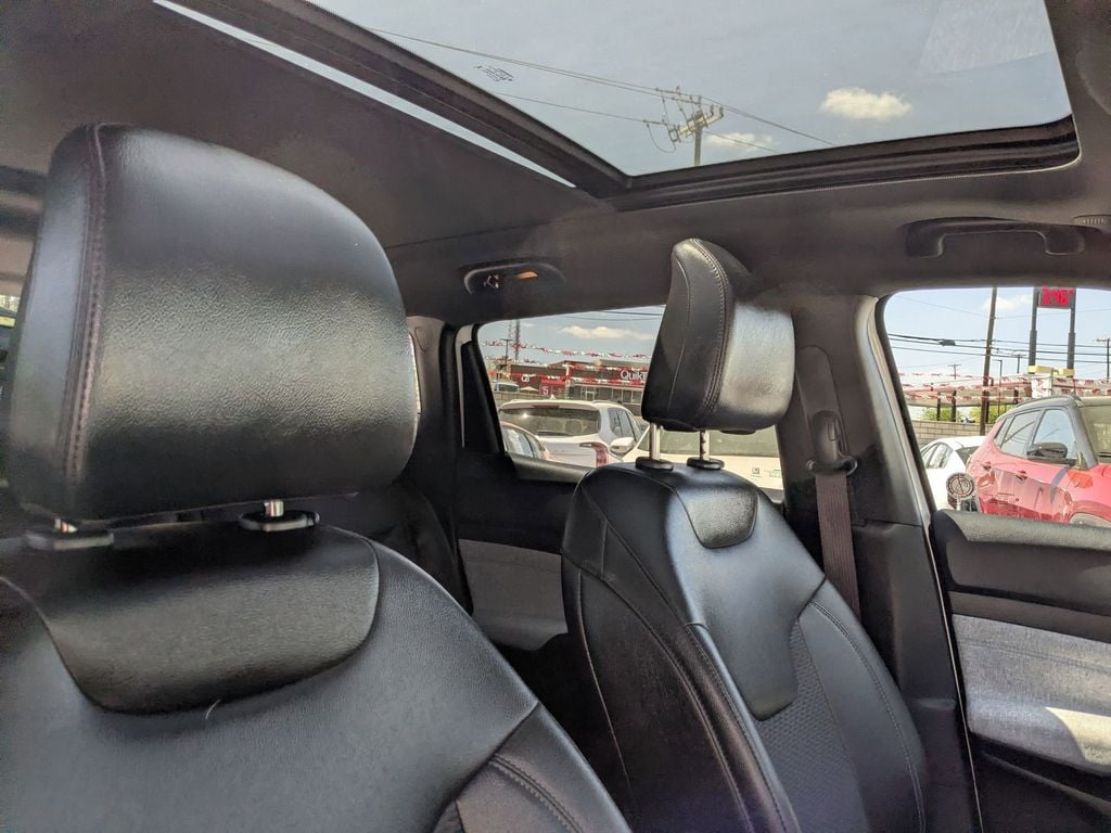 Thumbnail: 2025 Jeep Compass - 27