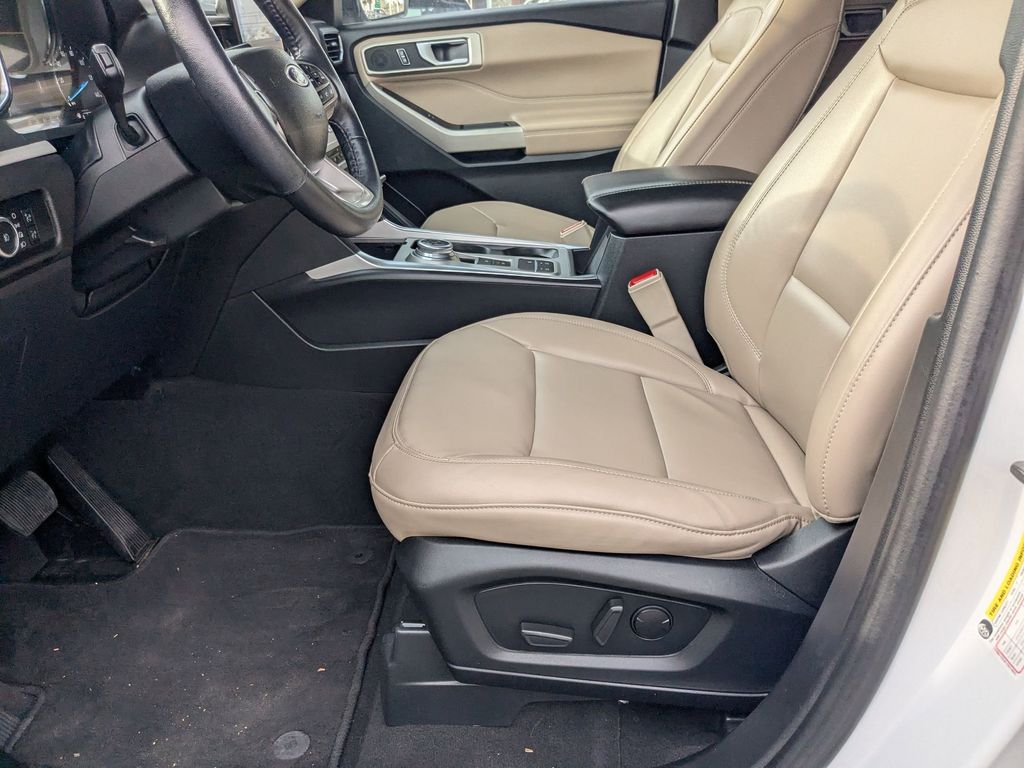 Thumbnail: 2023 Ford Explorer - 11