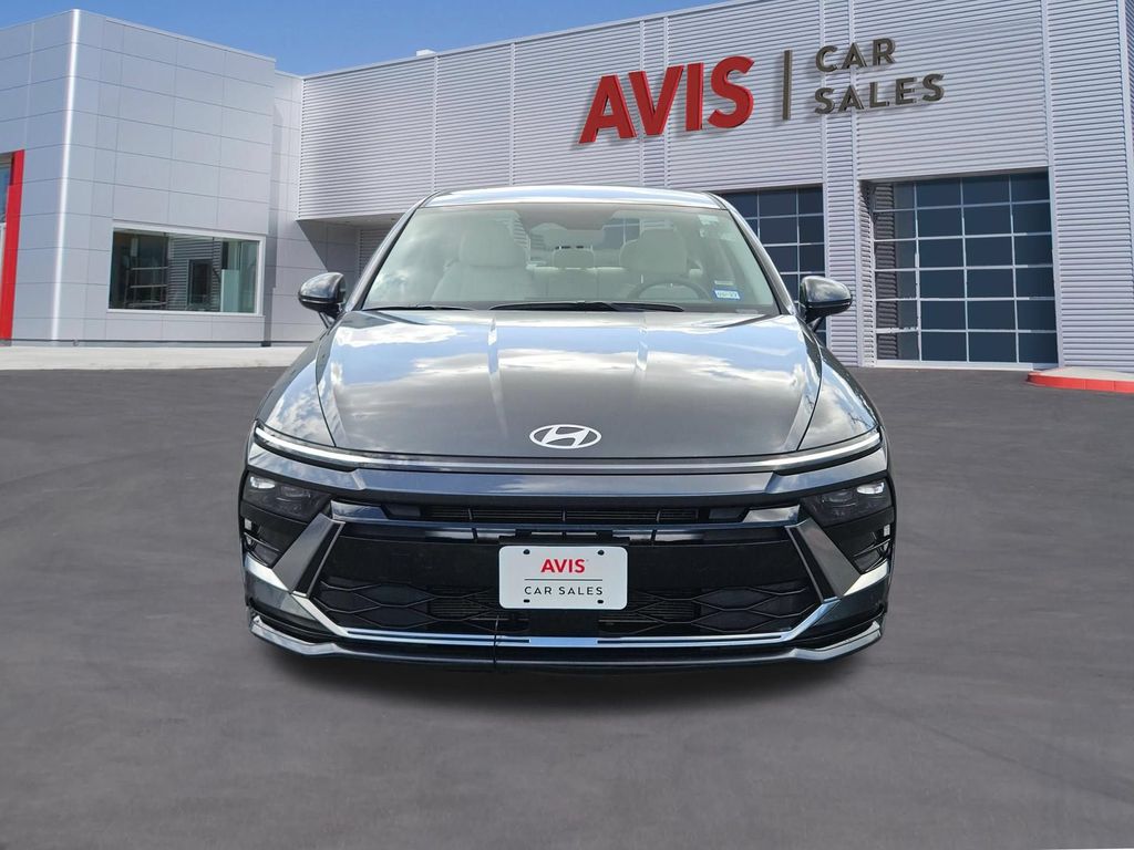 2025 Hyundai Sonata SEL - Photo 2
