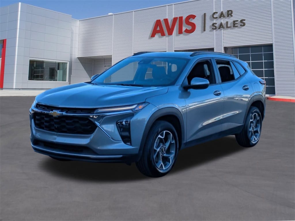 Thumbnail: 2025 Chevrolet Trax - 1