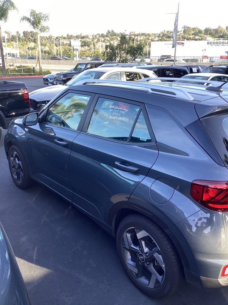 Thumbnail: 2025 Hyundai Venue - 9